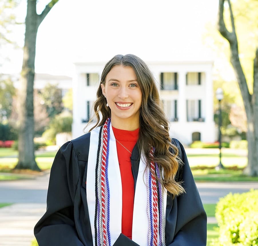 Hannah Collinsworth Spring Grad